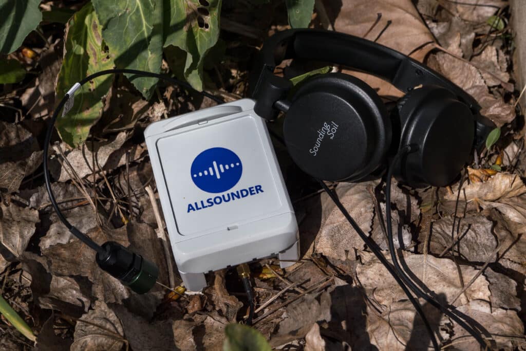 Biovision_Sounding-Soil_P1032786-2