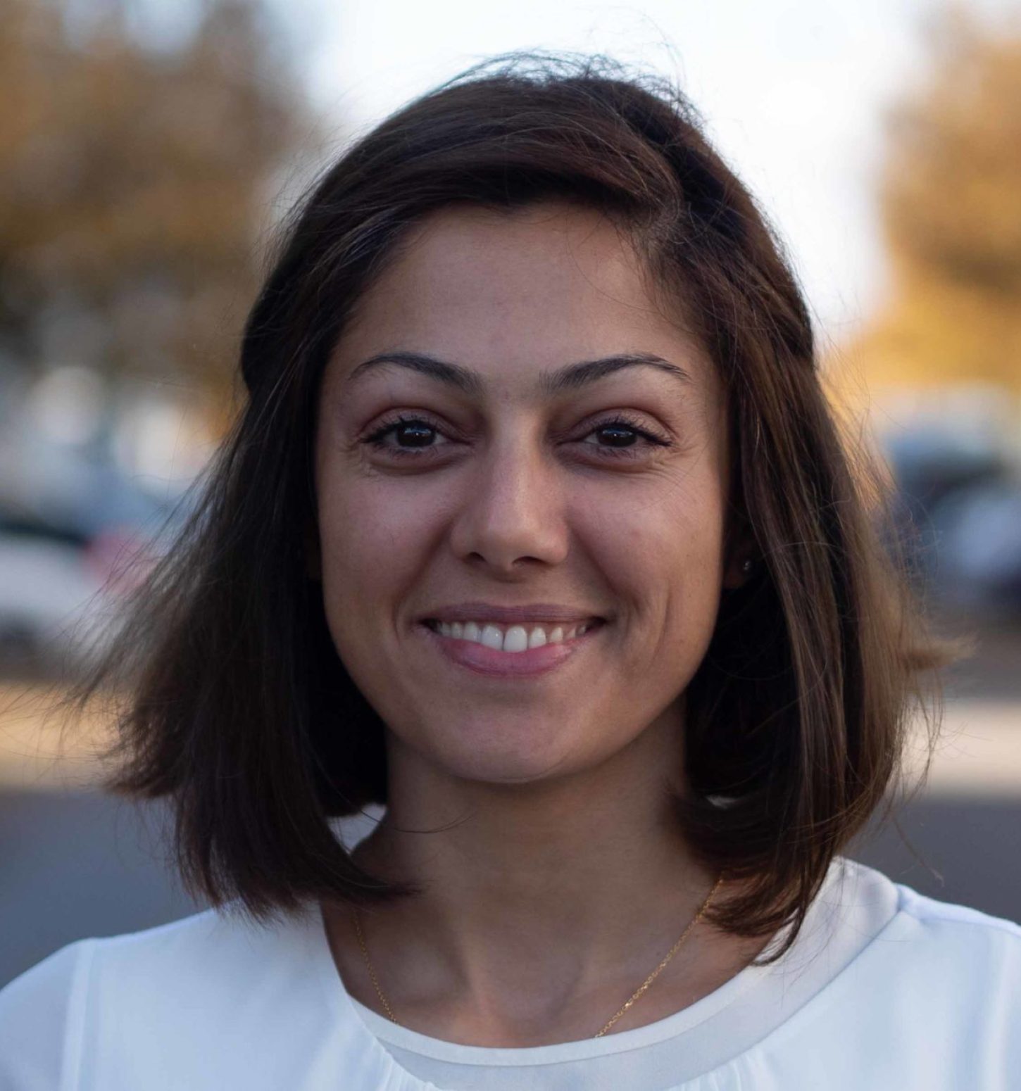 Azadeh_Farajpour_bettersoil Portrait von Azadeh Farajpour, Initiantin von bettersoil.