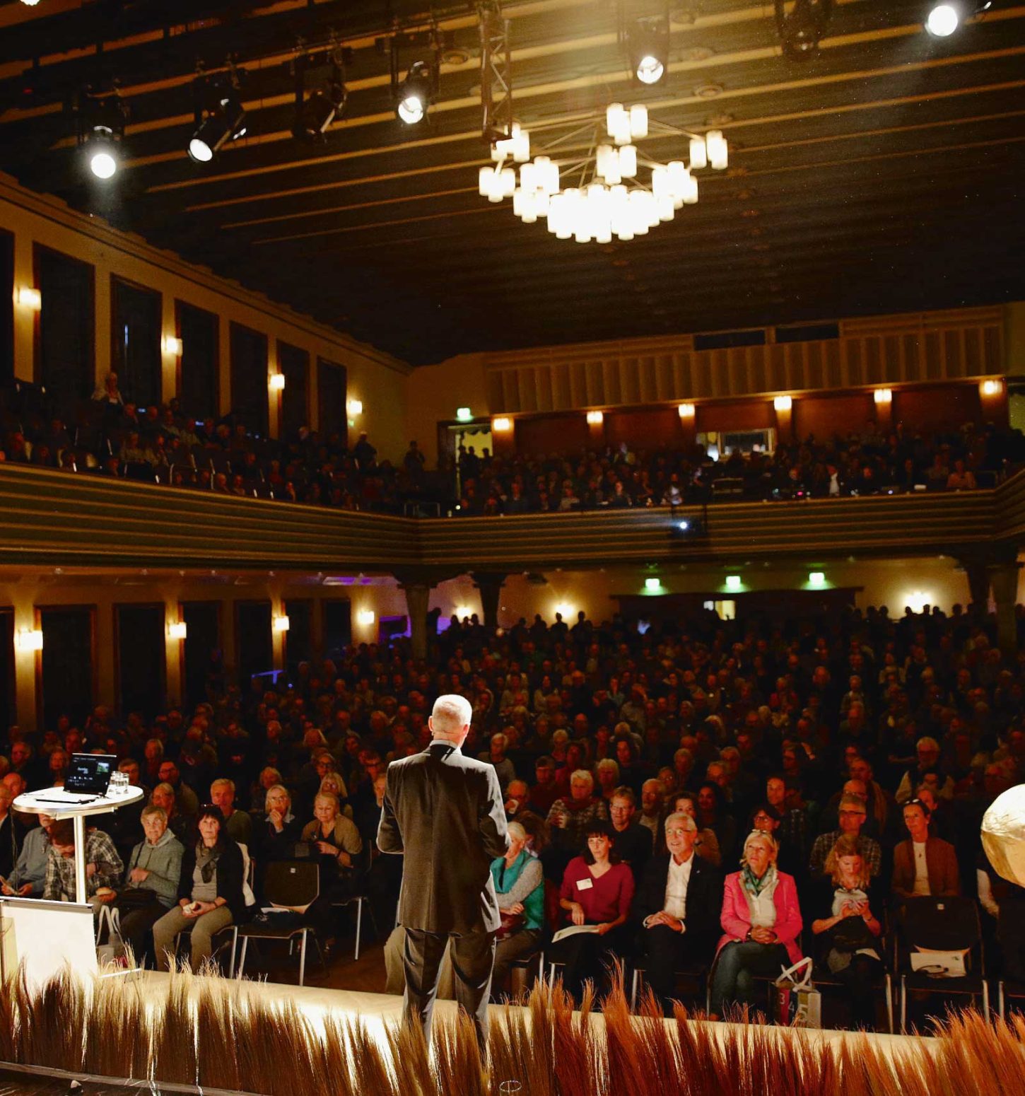 Jubiläumssymposium Rede mit Zuschauern